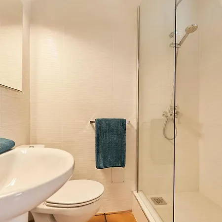 Villa Nicolivos - 5 Bedroom - Rural Location With Mountain Views - Perfect For Families